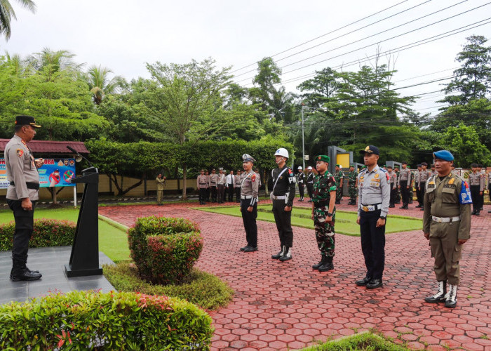 Polres Mempawah Gelar Apel Pasukan Operasi Liong Kapuas untuk Pengamanan Imlek 2576 dan Cap Go Meh 2025