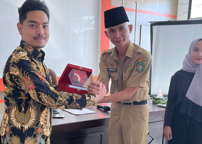 Sinergi Telkom dan UMKM Singkawang: Dari Sertifikasi Halal hingga Katalog Digital