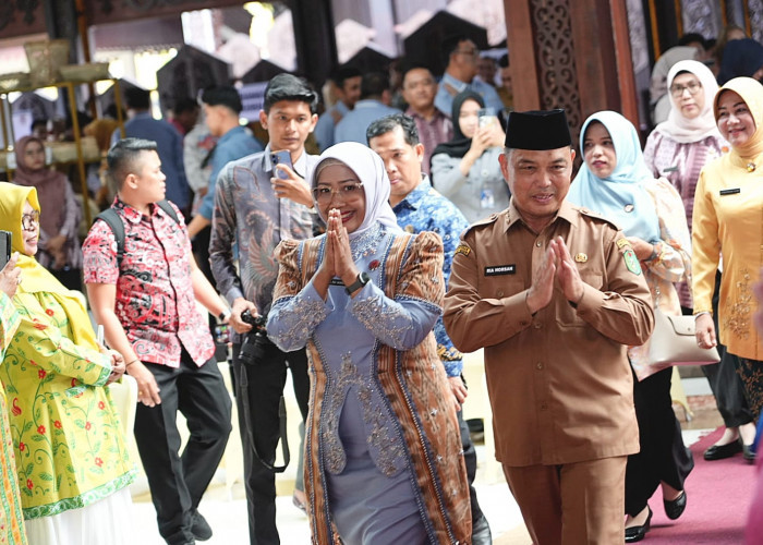Upgrade Ekosistem Kriya: Dekranasda Kalbar Tanda Tangani MoU dengan Perusahaan, Siap Dampingi UMKM dan Perajin