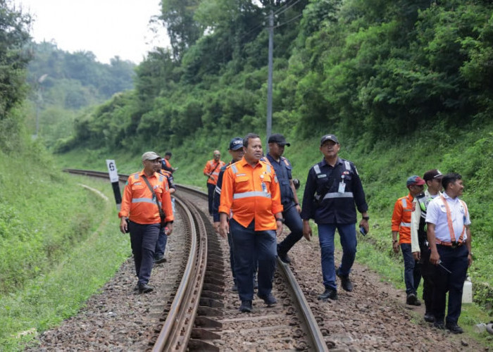 Jajaran Manajemen KAI Daop 2 Bandung Pastikan Keselamatan Perjalanan KA