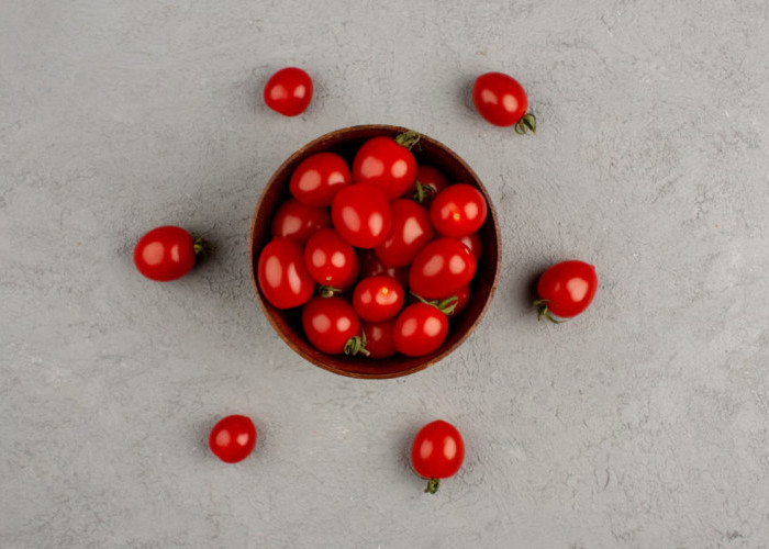 SUPERFOOD: Kandungan Nutrisi dalam Tomat: Lebih Lengkap dari yang Kita Bayangkan