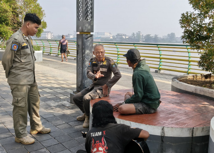 Satpol PP Pontianak Gelar Penertiban di Waterfront, Imbau Warga Waspada Jambret