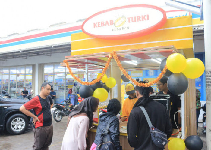 Ekspansi Besar-Besaran! Kebab Turki Baba Rafi Luncurkan 15 Outlet Baru di Bekasi
