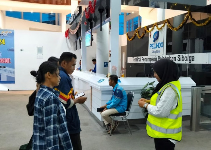 Nataru di Pelabuhan Sibolga Tetap Lancar di Tengah Masa Pemulihan Bencana