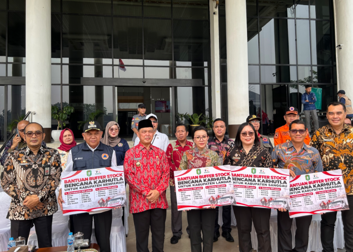 Bantuan Karhutla di Kalbar Mulai Disalurkan, Warga di 4 Kabupaten Dapat Beras hingga Selimut