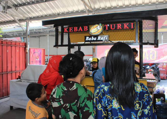 Baba Rafi Wujudkan Impian Pecinta Kebab dengan 15+ Outlet di Bandung
