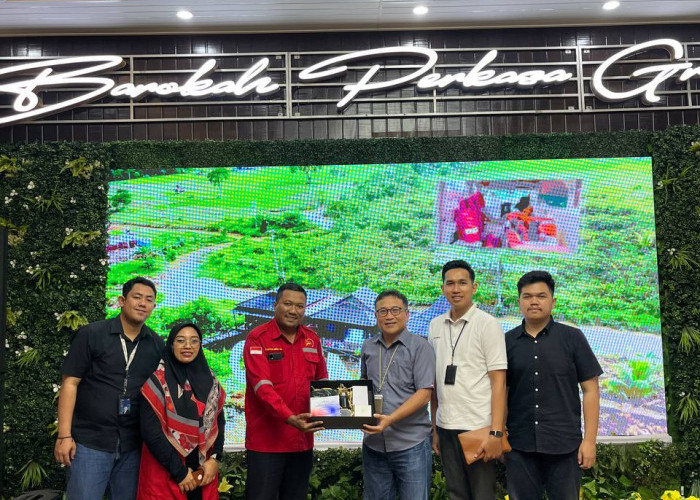 Telkom Sambangi PT Mashud Bersaudara Internasional di Momen Hari Pelanggan Nasional