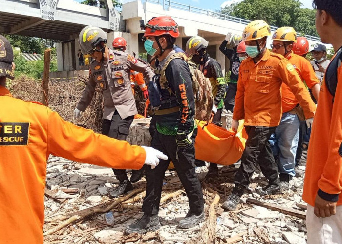 Satu Korban Terakhir Bangunan Runtuh Kota Pontianak Telah Ditemukan