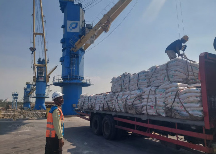 Perkuat Logistik Jawa Timur, Kinerja Pelabuhan Gresik Tumbuh Positif di Semester I - 2026
