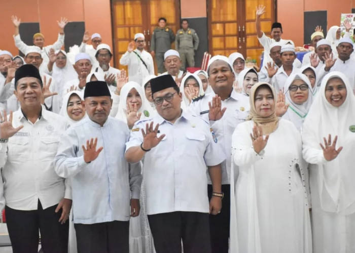 Wakil Bupati Kubu Raya Lantik Pengurus IPHI Kecamatan, Tekankan Peran Pembinaan Jemaah