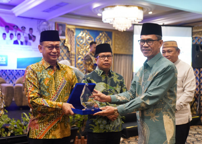 Rakorda MUI se-Kalimantan di Pontianak Ditutup, Wako Edi Kamtono Dorong Sinergi Ulama dan Pemerintah