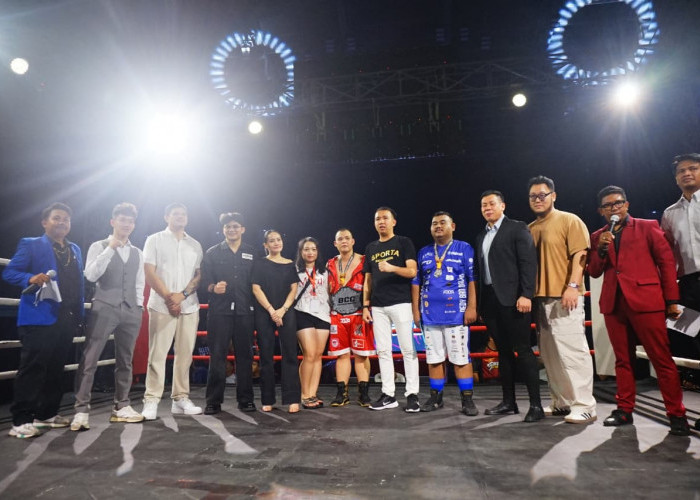 Ical Lele Taklukan Dedy Ban Dalam 1 Ronde di Borneo Combat Championship