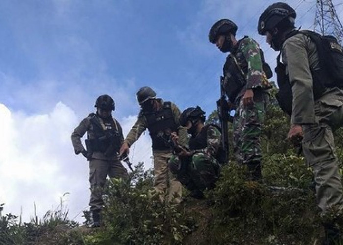 Tragedi Penembakan di Papua, 2 Prajurit TNI Meninggal, Senjata Milik Mereka Dirusak 