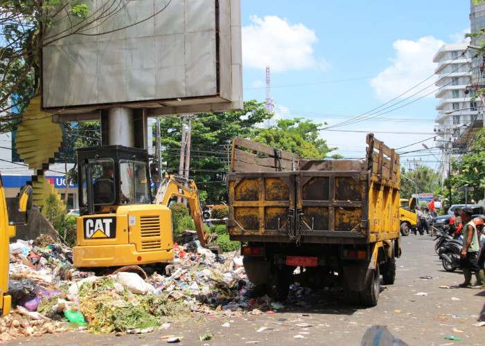 Jelang Idulfitri, DLH Pontianak Minta Warga Buang Sampah Sebelum Pukul 03.00