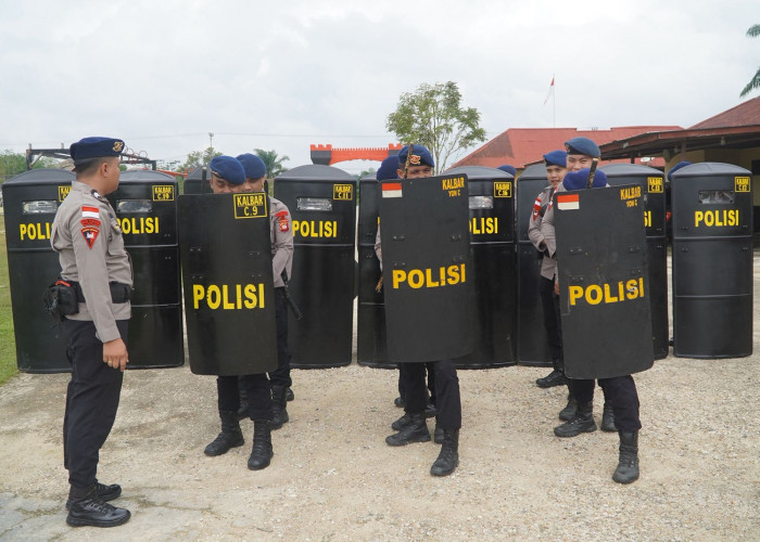 Satbrimob Polda Kalbar Tingkatkan Profesionalisme Melalui Latihan Rutin PHH