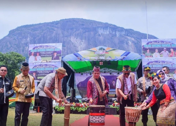 Resmi di Gelar! Kelam Tourism Festival dan Pameran Pembangunan 2024 di Kabupaten Sintang