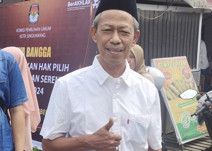 Pencoblosan Abdul Muthalib Bersama Keluarga: Komitmen untuk Pilkada Adil dan Bermartabat