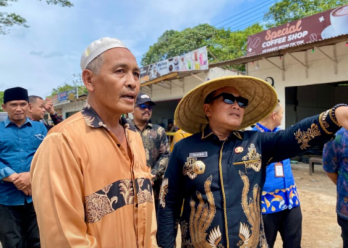 Optimalkan Penataan Simpang Durian, Bupati Kubu Raya Minta Pemilik Kios Jaga Kerapian