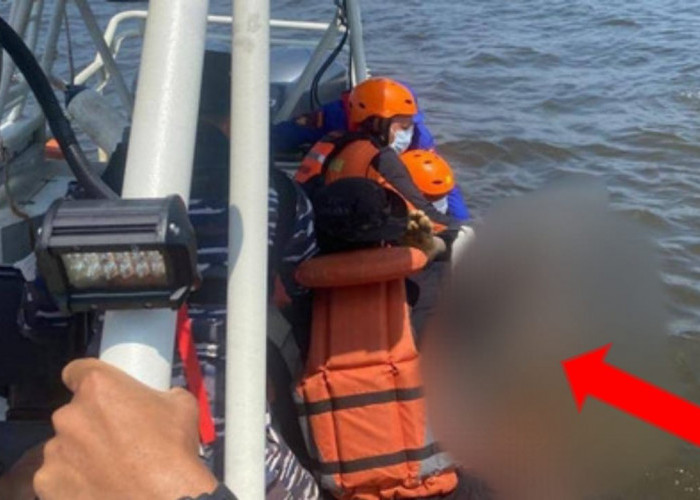 Heboh! Penemuan Mayat Tanpa Identitas di Perairan Laut Desa Bakau Besar Mempawah