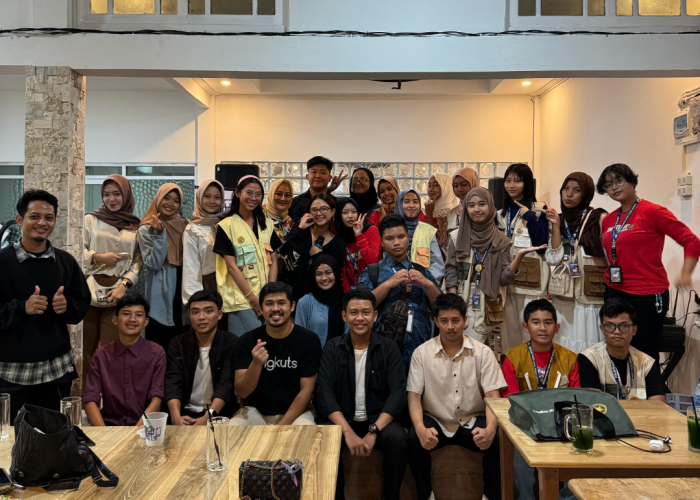 Diskusi Literasi Digital: Komunitas Cinta Singkawang Dorong Generasi Muda Cerdas Bermedia Sosial
