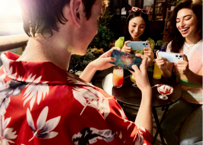 OPPO Reno14 5G: Desain memukau, fotografi malam, dan pengeditan AI membuat Anda bersinar di pesta