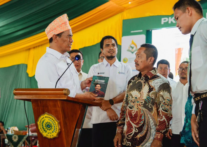 PTPN Group melalui PTPN IV PalmCo Bawa Kisah Petani Sukses ke Hadapan Ribuan Mahasiswa