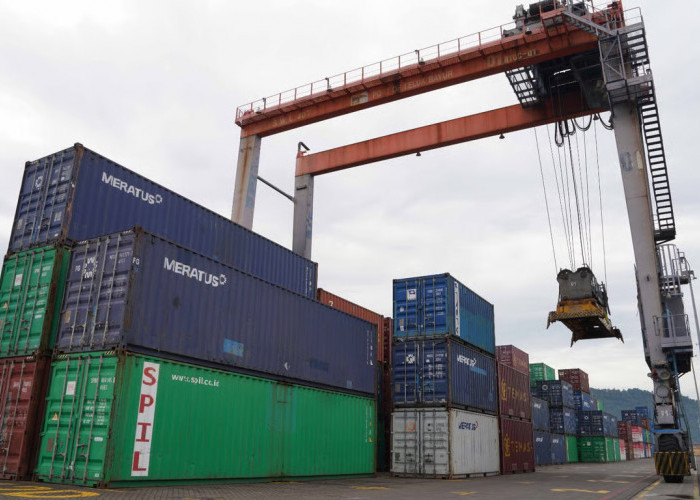 Arus Logistik Jelang Lebaran Meningkat, Pelindo Antisipasi Kepadatan di Pelabuhan