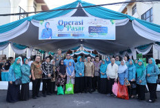 Pasar Murah PKK Pontianak Bantu Kader Posyandu Jelang Idulfitri