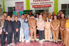 Bupati Kubu Raya Motivasi Tenaga Kesehatan saat Tinjau Puskesmas Sungai Ambawang