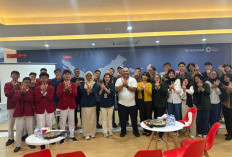 Telkom Perkuat Implementasi AI Melalui Kunjungan Direksi dan Dewan Komisaris ke Telkom AI Center of Excellence