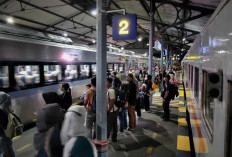 Puncak Kedatangan Libur Nataru di Daop 7 Madiun Capai 13.015 Penumpang, KAI Imbau Pelanggan Patuhi Aturan Baga