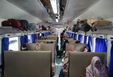 Tiket Nataru 2025/2026 Terjual 72 Persen, KAI Divre III Palembang Ingatkan Aturan Barang Bawaan