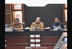 Distribusikan Puluhan Tandon ke Kecamatan, Bupati Sujiwo Siap Anggaran Pribadi