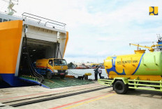 Kementerian PU Kirim 11 Mobil Tangki Air dan Vakum Tinja ke Lokasi Bencana Sumatera Utara dan Aceh