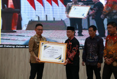 Diganjar Penghargaan Kemenkumham, Wali Kota Pontianak Perluas Layanan Posbakum hingga Tingkat Kelurahan