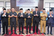 Lantik Direksi PDAM Baru, Wako Edi Tekankan Peningkatan Layanan Air Bersih