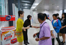 KAI Bandara Fasilitasi Penumpang Berbuka Puasa di Stasiun dan Dalam Kereta