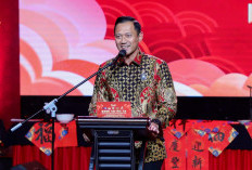 Kunker ke Singkawang, Menko AHY Hadiri Cap Go Meh dan Tinjau Infrastruktur