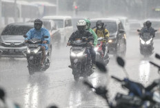 BPBD Kalbar Terus Pantau Pertumbuhan Awan Penghujan untuk Lihat Potensi Hujan yang Bantu Tangani Karhutla