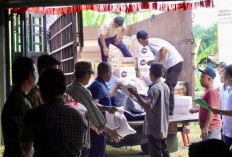 Karyawan PalmCo, Entitas Holding Perkebunan Nusantara, Salurkan Ribuan Paket Bantuan ke Aceh dan Sumatera Utar