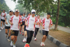 Bawa Semangat Kemerdekaan, 3 Pelari Pontianak Lari Estafet 350 Kilometer ke Kuching