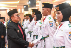 Bupati Sujiwo Kukuhkan 28 Paskibraka Kubu Raya 2026, Ini Pesannya untuk Putra-Putri Pilihan
