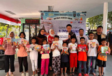 Tingkatkan Minat Baca, KAI Logistik Salurkan 1.700 Buku melalui Program “Gerbong Literasi”