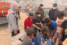Keren! Mahasiswa KKN Hukum Untan Pontianak Kirim 4000L Air Bersih Ke Warga Desa Kapur