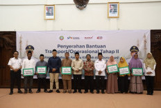 Pemkot Pontianak Serahkan Bantuan Operasional bagi Guru Ngaji Tahap Kedua