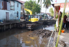 Pemkot Pontianak Tata Parit Tokaya, Jembatan Penghambat Akan Dibongkar