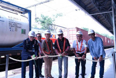 KAI Logistik Luncurkan 2 Rangkaian KA Kontainer Baru