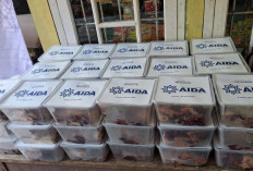 AIDA Kemlu Azerbaijan dan OIC Youth Indonesia Salurkan 500 Paket Daging Kurban bagi Masyarakat di Bogor dan Su