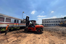 Relokasi Terencana: KAI Logistik Tangani Pemindahan dan Penataan 40 KRL Afkir ke TPSSK Pasirbungur