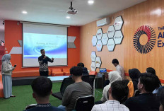 AI Center Makassar Dorong Komersialisasi Proyek AI Talenta Digital Menjadi Bisnis Berpendapatan Berkelanjutan